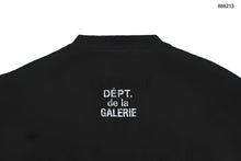 Load image into Gallery viewer, T-shirt