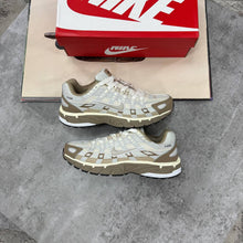 Load image into Gallery viewer, Shoes