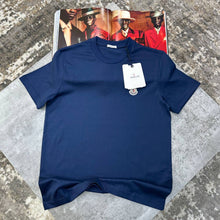 Load image into Gallery viewer, Tshirt