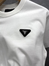 Load image into Gallery viewer, T-shirt