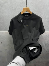 Load image into Gallery viewer, T-shirt