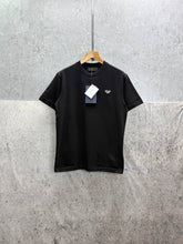 Load image into Gallery viewer, T-shirt