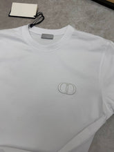 Load image into Gallery viewer, T-shirt