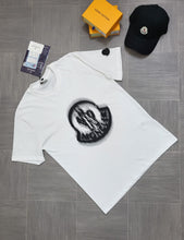 Load image into Gallery viewer, Tshirt