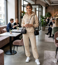 Load image into Gallery viewer, Tracksuit