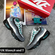 Load image into Gallery viewer, Shoes