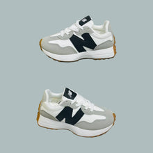 Load image into Gallery viewer, Shoes