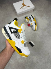 Load image into Gallery viewer, Shoes