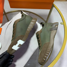 Load image into Gallery viewer, Shoes men