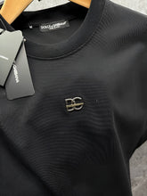 Load image into Gallery viewer, T-shirt