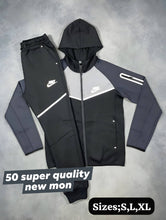 Load image into Gallery viewer, Tracksuit men