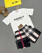 Load image into Gallery viewer, Tshirt