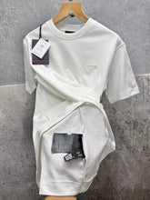 Load image into Gallery viewer, T-shirt