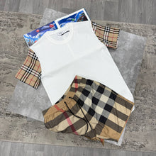 Load image into Gallery viewer, Tshirt