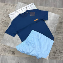 Load image into Gallery viewer, Tshirt