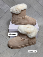 Load image into Gallery viewer, Shoes