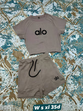 Load image into Gallery viewer, Tshirt