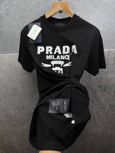 Load image into Gallery viewer, T-shirt