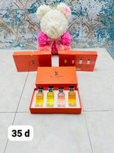 Load image into Gallery viewer, Perfume