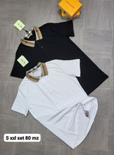Load image into Gallery viewer, T-shirt