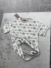 Load image into Gallery viewer, T-shirt