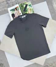 Load image into Gallery viewer, T-shirt