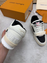 Load image into Gallery viewer, Shoes