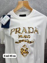 Load image into Gallery viewer, T-shirt