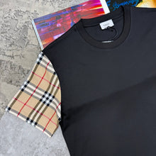 Load image into Gallery viewer, Tshirt