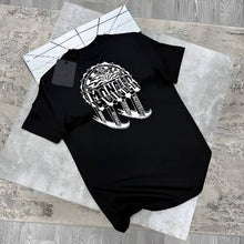 Load image into Gallery viewer, T-shirt