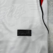 Load image into Gallery viewer, Tshirt