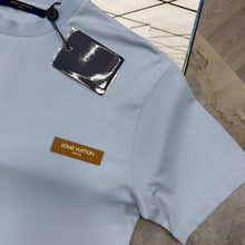 Load image into Gallery viewer, Tshirt