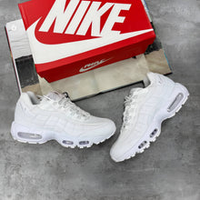Load image into Gallery viewer, Shoes men