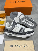 Load image into Gallery viewer, Shoes