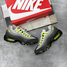 Load image into Gallery viewer, Shoes men