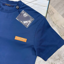 Load image into Gallery viewer, Tshirt