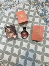 Load image into Gallery viewer, Perfume