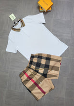 Load image into Gallery viewer, T-shirt