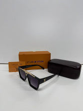 Load image into Gallery viewer, Sunglass