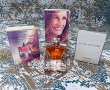 Load image into Gallery viewer, Perfume