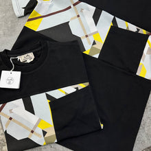 Load image into Gallery viewer, Tshirt