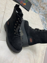 Load image into Gallery viewer, Shoes