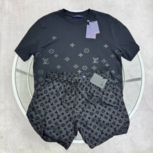 Load image into Gallery viewer, T-shirt