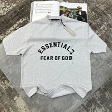 Load image into Gallery viewer, Tshirt