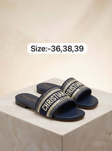 Load image into Gallery viewer, Slipper