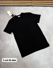 Load image into Gallery viewer, T-shirt