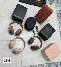 Load image into Gallery viewer, Headphone