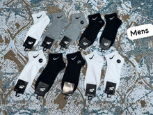Load image into Gallery viewer, Socks
