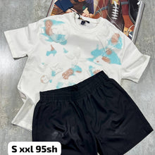 Load image into Gallery viewer, Tshirt