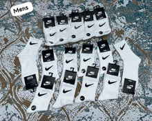 Load image into Gallery viewer, Socks